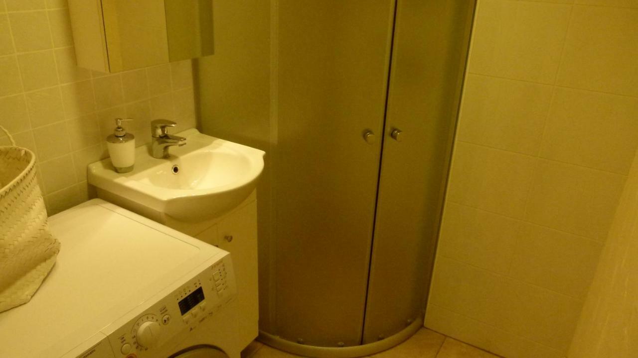 Studio Apartment Apartment *